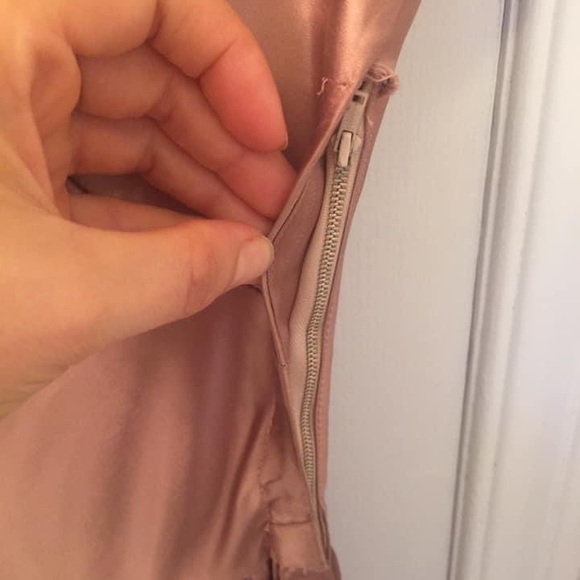 Vintage 1940s Dusty Pink Gown - Picture 10 of 11